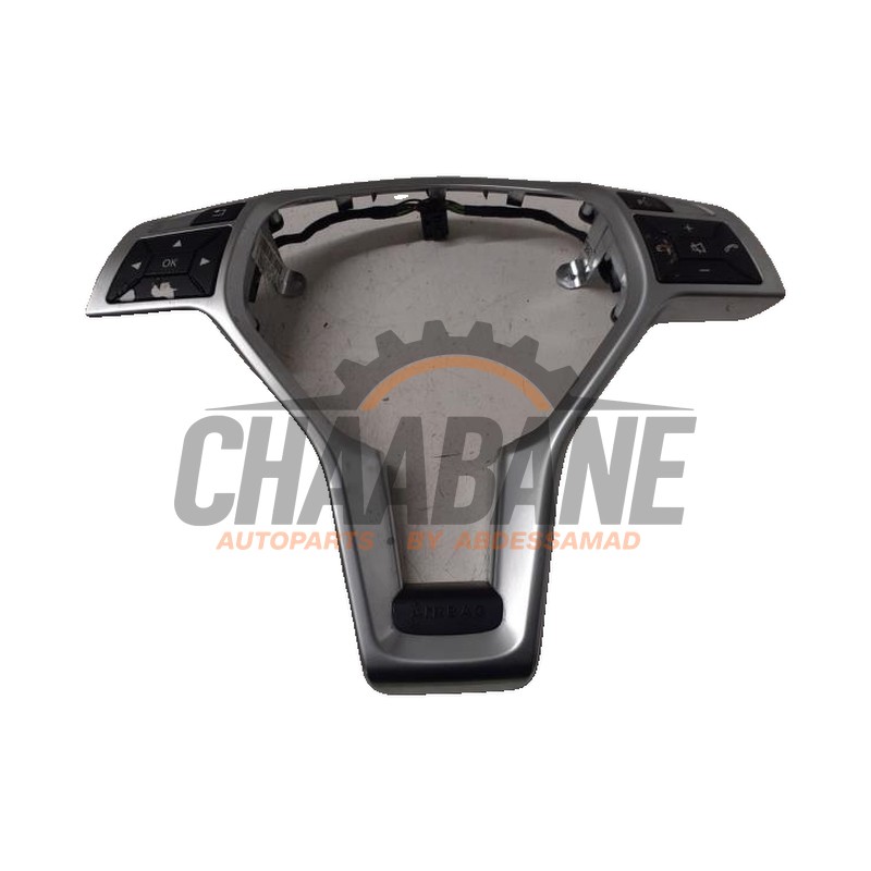 Interrupteur de volant A1724608403 Mercedes GLA (156.9) 2.0 250 Turbo 16V