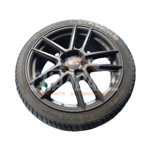 Jante + pneu dhiver Skoda Octavia Combi (5EAC) 2.0 TSI RS 16V 2012 / 2020