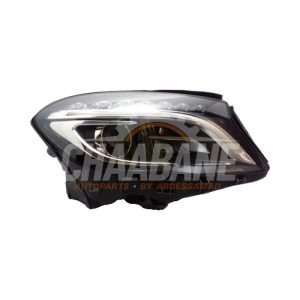Phare droit A1569062400 Mercedes GLA (156.9) 2.2 200 CDI, d 16V