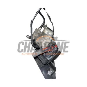 Pompe ABS 5Q0614517J Skoda Octavia Combi (5EAC) 1.2 TSI 16V 2012 / 2020