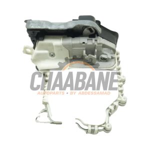Serrure avant droite 8J1837016F Audi Q7 (4MB/4MG) 3.0 TDI V6 24V e-tron plug-in hybrid 2015
