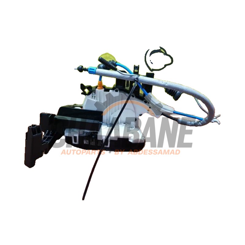 Serrure avant droite A2040085899 Mercedes CLA (117.3) 2.0 AMG CLA-45 Turbo 16V