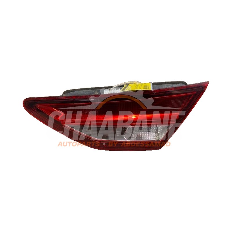 Feu arriere secondaire droit 5F0945094B Seat Leon (5FB) 1.6 TDI Ecomotive 16V 2012 / 2020