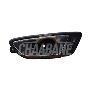 Poignee de porte avant gauche 5F1837113A Seat Leon ST (5FF) 1.6 TDI Ecomotive 16V 2012 / 2020