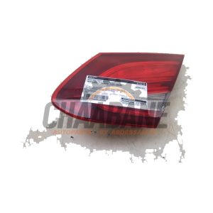 Feu arriere secondaire droit A2059066800 Mercedes C (C205) C-220d 2.2 16V BlueTEC
