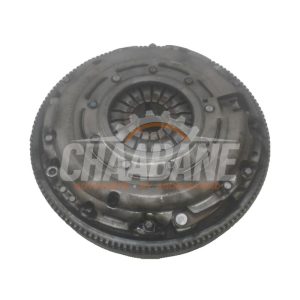 Volant moteur 2700300205 Mercedes CLA (117.3) 1.6 CLA-180 16V