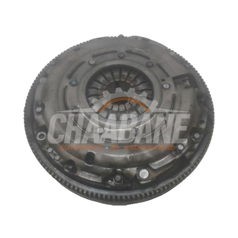 Volant dinertie 2700300205 Mercedes CLA (117.3) 1.6 CLA-180 16V
