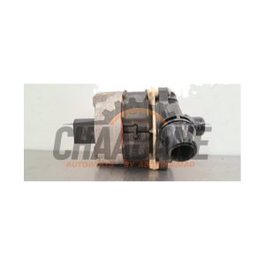 Pompe a eau supplementaire A0005003800 Mercedes C (W206) C-220d 2.0 Turbo 16V