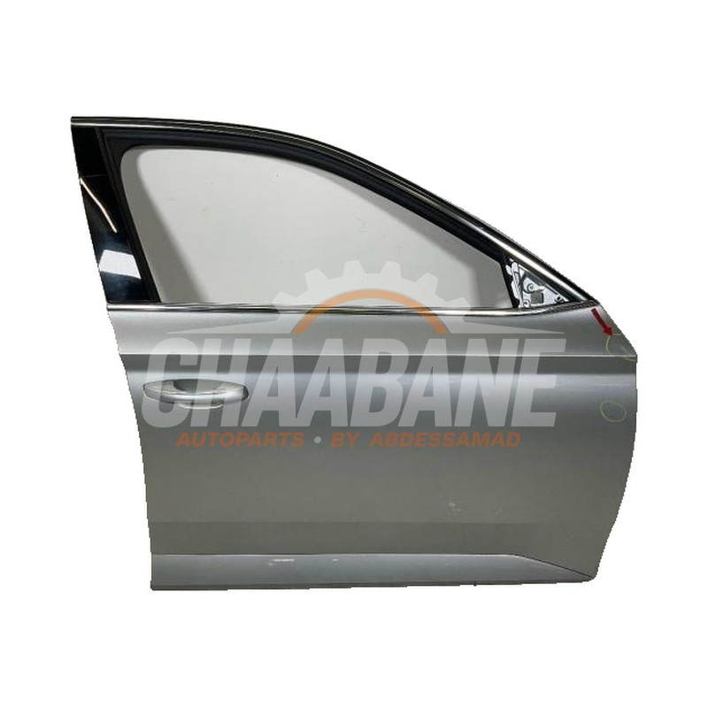 Portiere 4portes avant droite 3V0831052A Skoda Superb 2015 / 2024