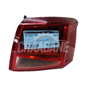 Feu arriere droit 6F0945208B Seat Arona (KJX) 1.0 TSI 12V 2017