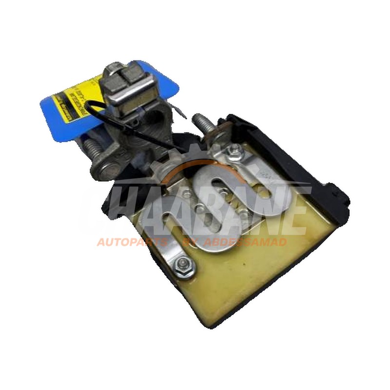 Regulateur de tension A0009061505 Mercedes C Estate AMG (S205) C-63 AMG 4.0 V8 Biturbo