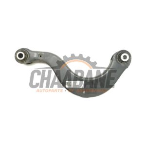 Bielle de reaction arriere gauche 5Q0505323D Seat Leon ST (5FF) 1.8 TSI Ecomotive 16V 2012 / 2020