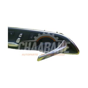 Poignee portiere 4portes avant droite A2467600 Mercedes GLA (156.9) 2.2 220 d 16V