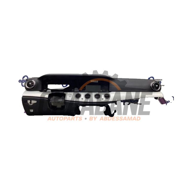 Tableau de bord A2136809804 Mercedes E (W213) E-300 e 2.0 Turbo 16V
