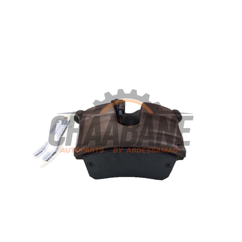 Etrier de frein avant droit A1774213400 Mercedes GLA (H247) 1.3 180 Turbo 16V