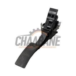 Pedale daccelerateur A2463001404 Mercedes GLA (156.9) 1.6 180 16V