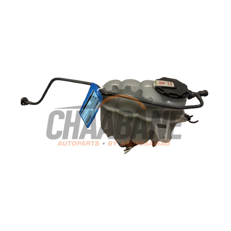 Reservoir dexpansion 8W0121405L Audi A4 (B9) 2.0 40 TFSI Mild hybrid 16V 2015