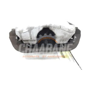 Etrier de frein (pince) avant droit A2054230281 Mercedes C Estate (S205) C-250 CDI BlueTEC, C-250 d 2.2 16V 4-Matic