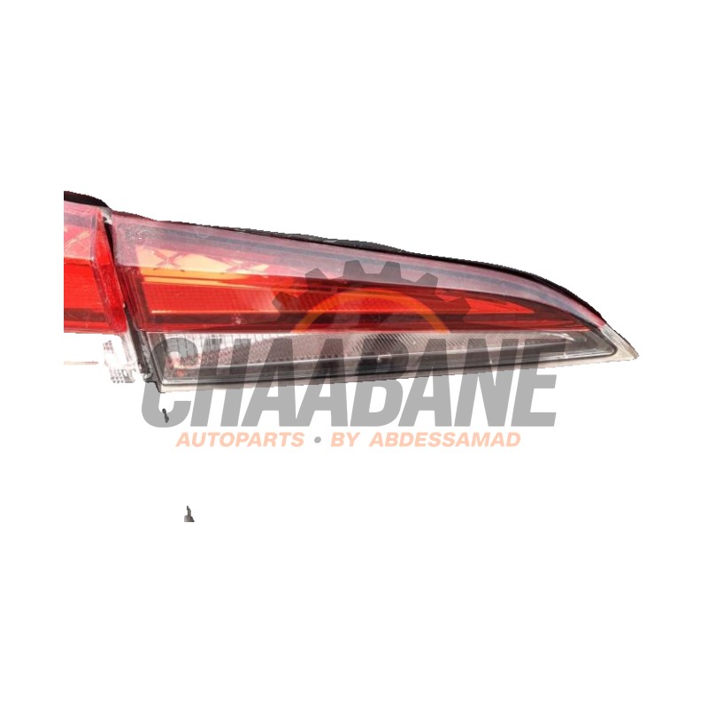 Feu arriere secondaire gauche Skoda Kamiq 1.5 TSI 16V 2019