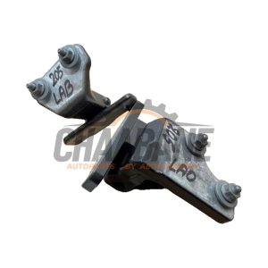 Charniere porte arriere gauche A2057300137 Mercedes C (W205) C-220 2.2 CDI BlueTEC, C-220 d 16V