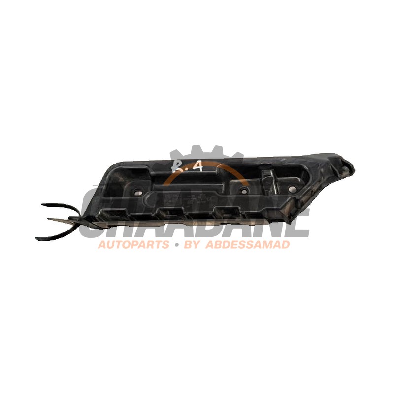 Divers en plastique Cupra Born 77 e-boost 2021 10E807394
