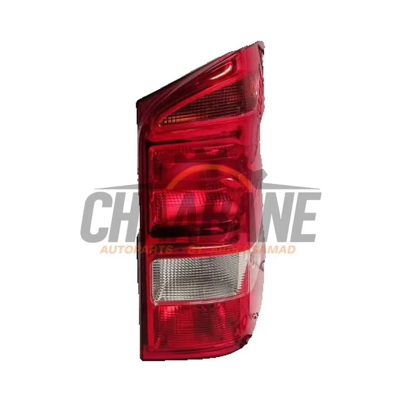 Feu arriere secondaire droit A4478201264 Mercedes Vito (447.6) 2.2 116 CDI 16V