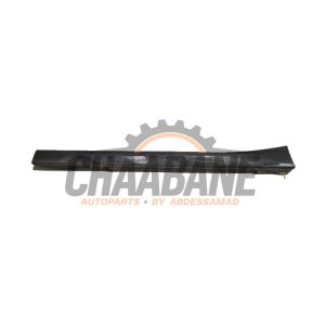 Marche-pied (list de couverture) gauche 51778056817 BMW 2 serie (F22) 218d 2.0 16V 2013 / 2021
