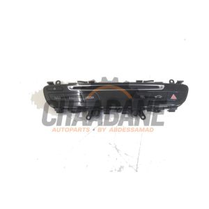 Panneau commande radio A2059052401 Mercedes C Estate (S205) C-180 BlueTEC, C-180 d 1.6 16V