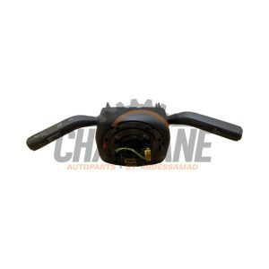 Commodo dessuie glace A1779003205 Mercedes B (W247) 1.3 B-180 Turbo 16V