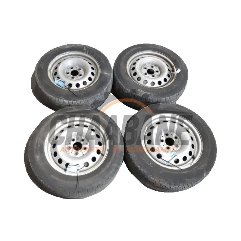 Kit jantes + pneus dhivers A4474010101 Mercedes Vito (447.6) 1.6 109 CDI 16V