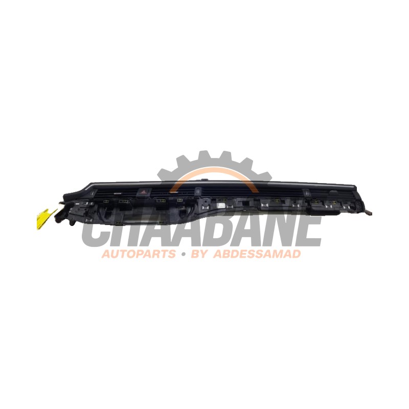 Grille aeration tableau de bord 8W1820902E Audi A4 Avant (B9) 3.0 TDI V6 24V Quattro 2015