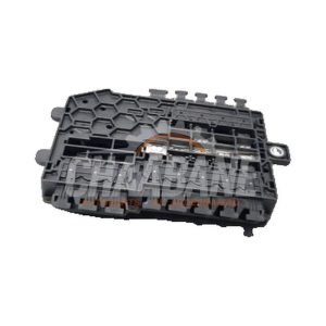 Porte fusible A2135406200 Mercedes E (C238) E-220d 2.0 Turbo 16V