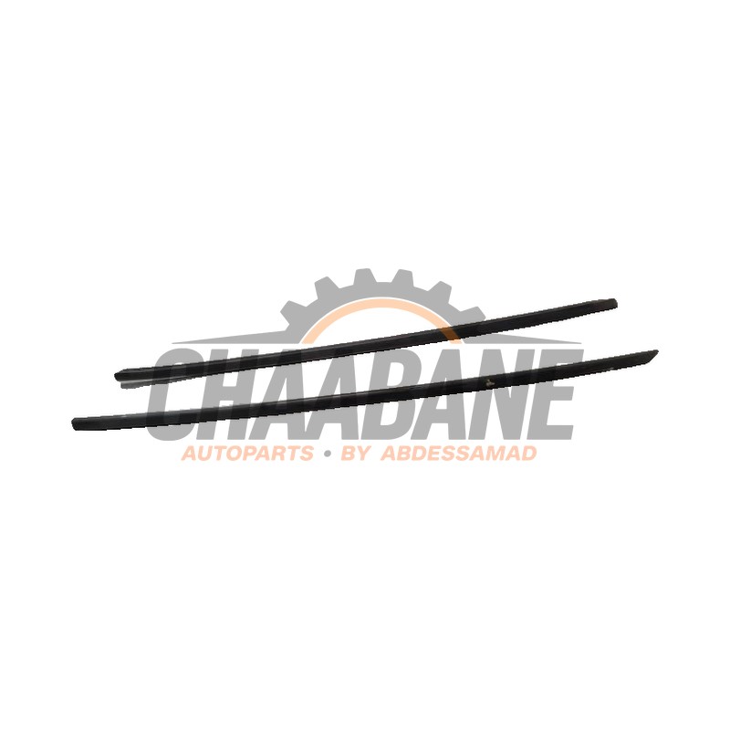 Ensemble Cadre pare-brise 5E3854327 Skoda Octavia Combi (NXAC) 1.0 TSI 12V 2019