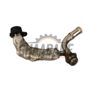 Tube deau 06L121497AA Audi A4 Avant (B9) 2.0 TFSI 16V Mild Hybrid 2015