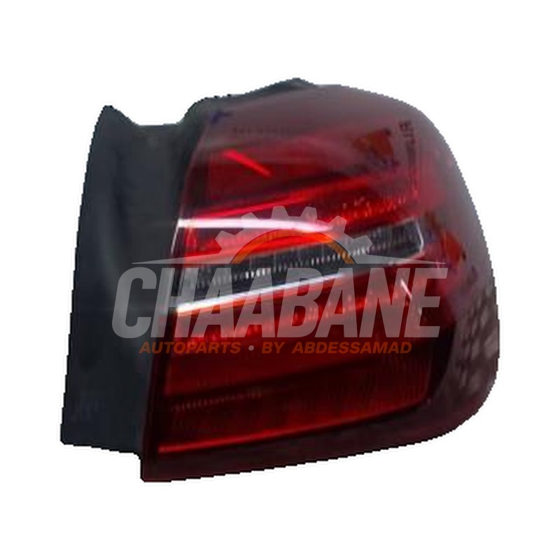 Feu arriere secondaire droit A1569069800 Mercedes GLA AMG (156.9) 2.0 45 AMG Turbo 16V