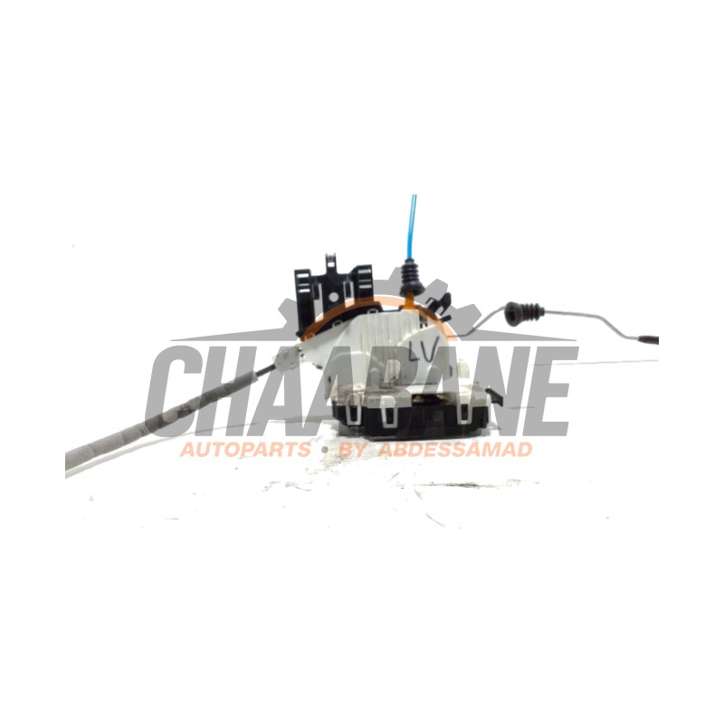 Serrure avant gauche A1667200135 Mercedes CLA