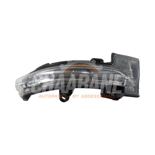 Feu clignotant droit 5E0949102 Skoda Octavia 2012 / 2020