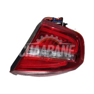 Feu arriere secondaire droit A1569061458 Mercedes GLA (156.9) 1.5 180 CDI, d 16V