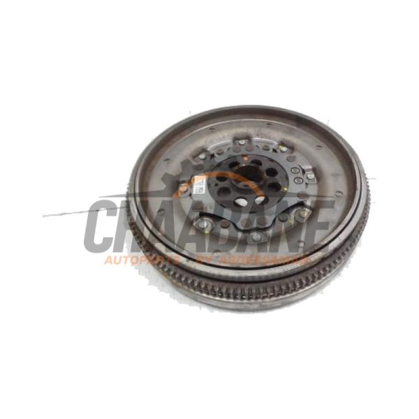 Volant dinertie masse double 05L105266K Skoda Octavia Combi (NXAC) 2.0 TDI GreenTec 16V 2019