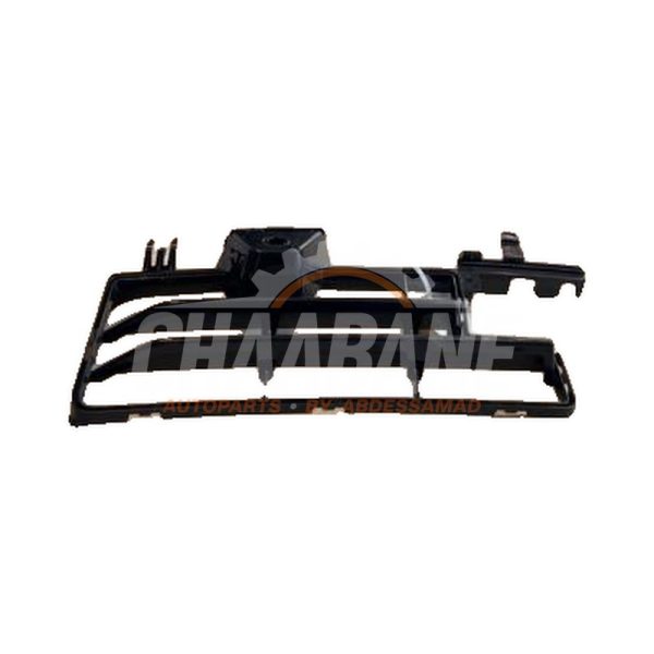 Pare-chocs grille 51115A64E38 BMW 1 serie (F70) 123 2.0 TwinPower Turbo 12V 2024
