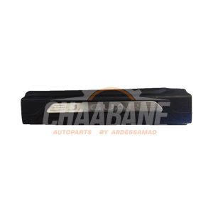 Embarquement avant gauche T4N2698PVJ Jaguar XE 2.0d 180 16V