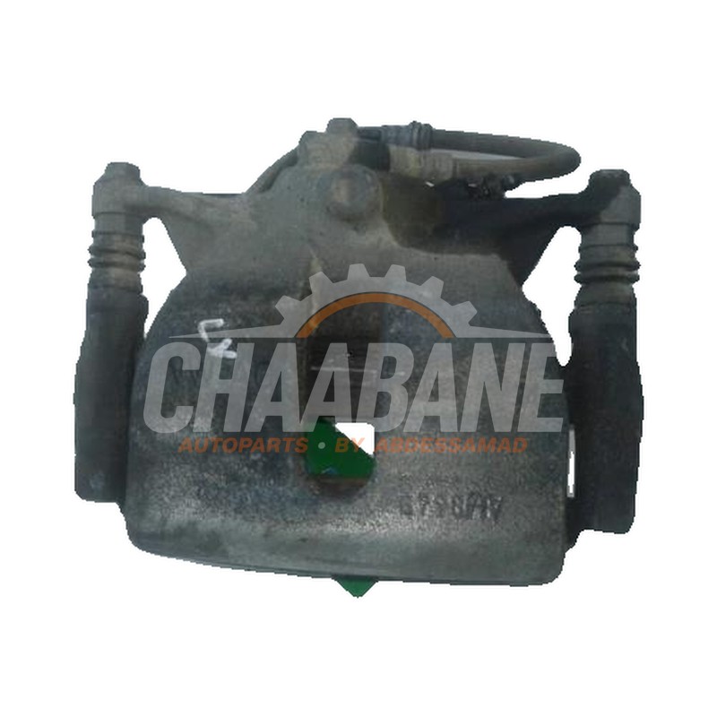 Etrier de frein (pince) avant gauche 8V0615123D Audi Q2 (GAB/GAG) 1.6 30 TDI 16V 2016