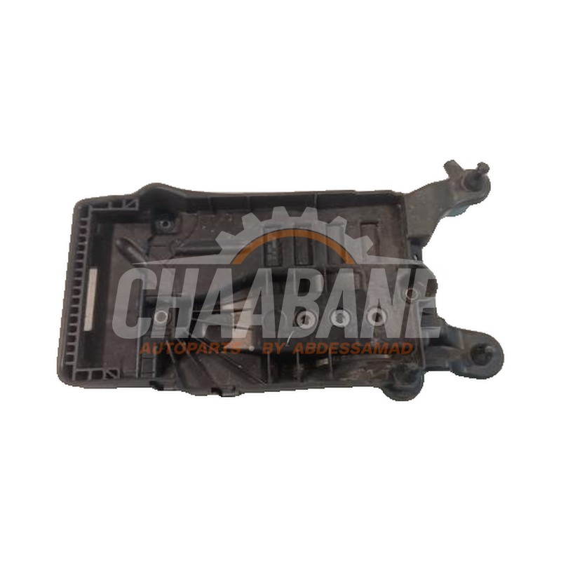 Boitier de batterie 2Q0915331 Audi A1 Sportback (GBA) 1.0 25 TFSI 12V 2018