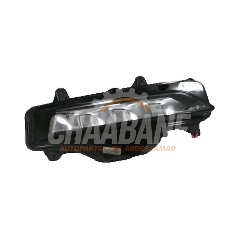 Feu antibrouillard avant droit 5E3941700 Skoda Octavia 2019