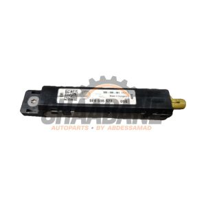 Antenne amplificateur 5E9035577 Skoda Octavia Combi (5EAC) 1.6 TDI Greenline 16V 2012 / 2020