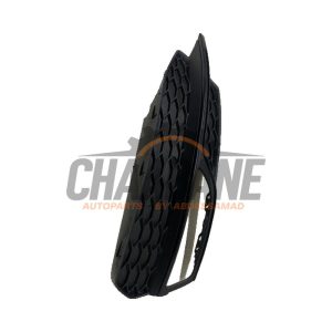 Pare-chocs grille 8V3807681G Audi A3 Sportback (8VA/8VF) 1.4 TFSI ACT 16V 2012 / 2020