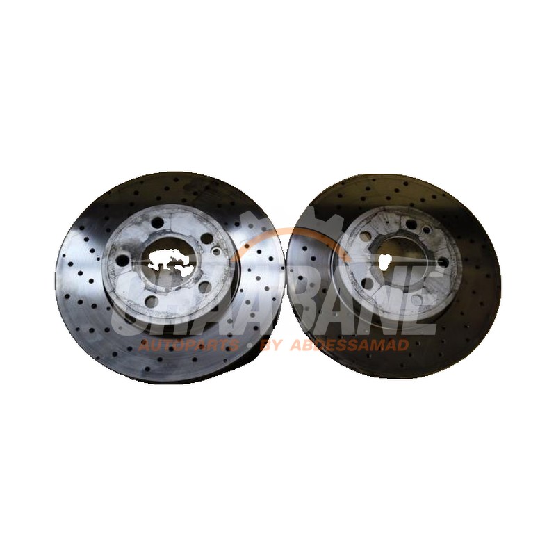 Disque de frein avant 439252076 Mercedes CLA (117.3) 1.6 CLA-200 16V