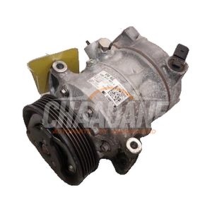 Pompe clim 5Q0820803E Audi A3 2013 / 2020