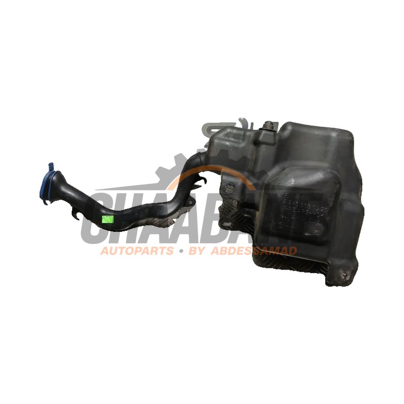 Reservoir lave-glace avant A1178600460 Mercedes CLA (117.3) 1.6 CLA-180 16V