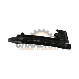Feu clignotant de miroir droite 8K0949102E Audi RSQ3 2013 / 2018